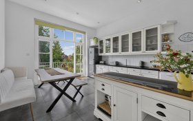 Lindfield Gardens, London, NW3 6PX