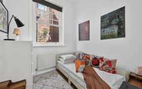 Lindfield Gardens, London, NW3 6PX