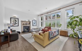 Lindfield Gardens, London, NW3 6PX