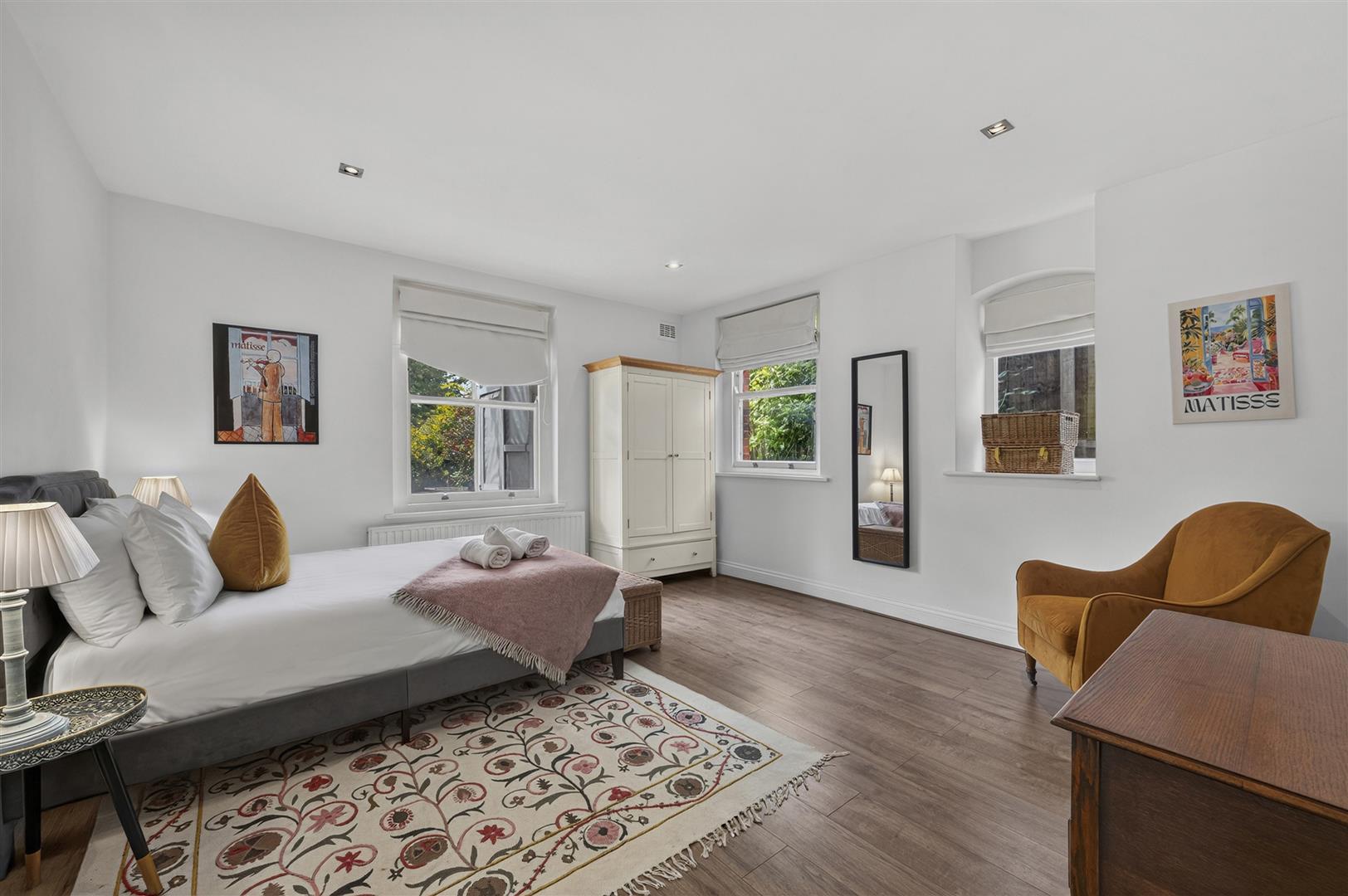 Lindfield Gardens, London, NW3 6PX