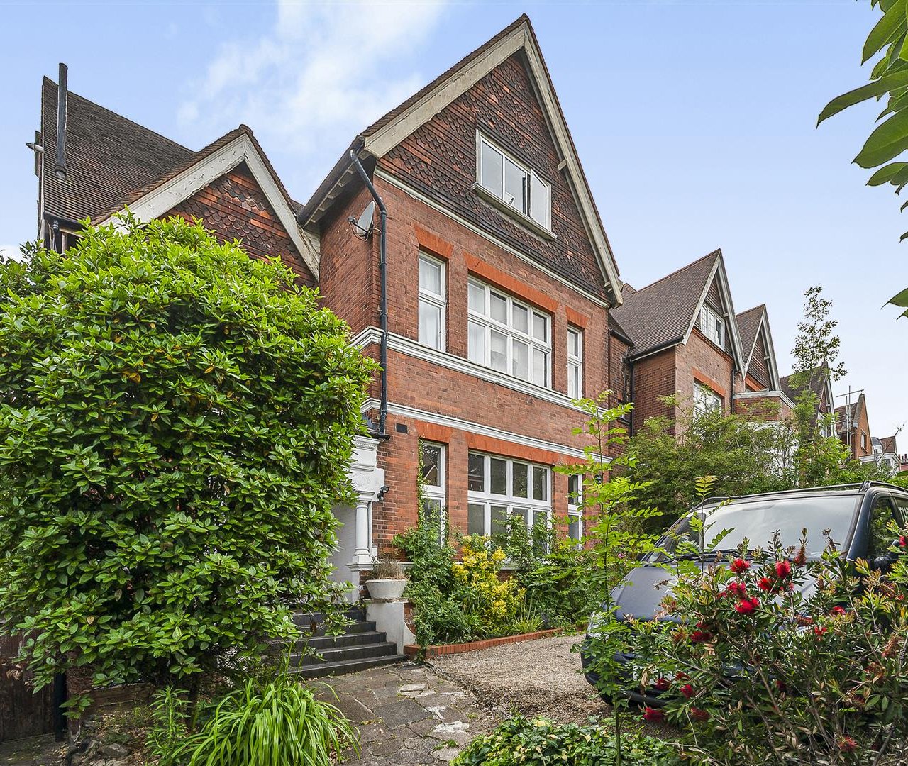 Lindfield Gardens, London, NW3 6PX