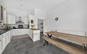 Lindfield Gardens, London, NW3 6PX