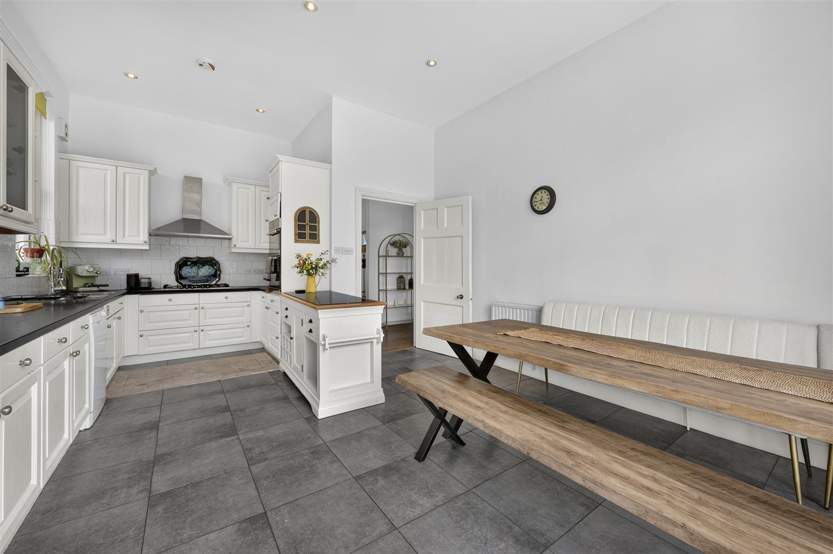 Lindfield Gardens, London, NW3 6PX