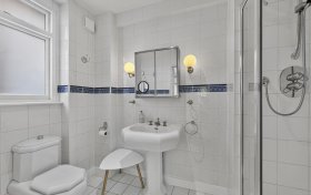 Lindfield Gardens, London, NW3 6PX