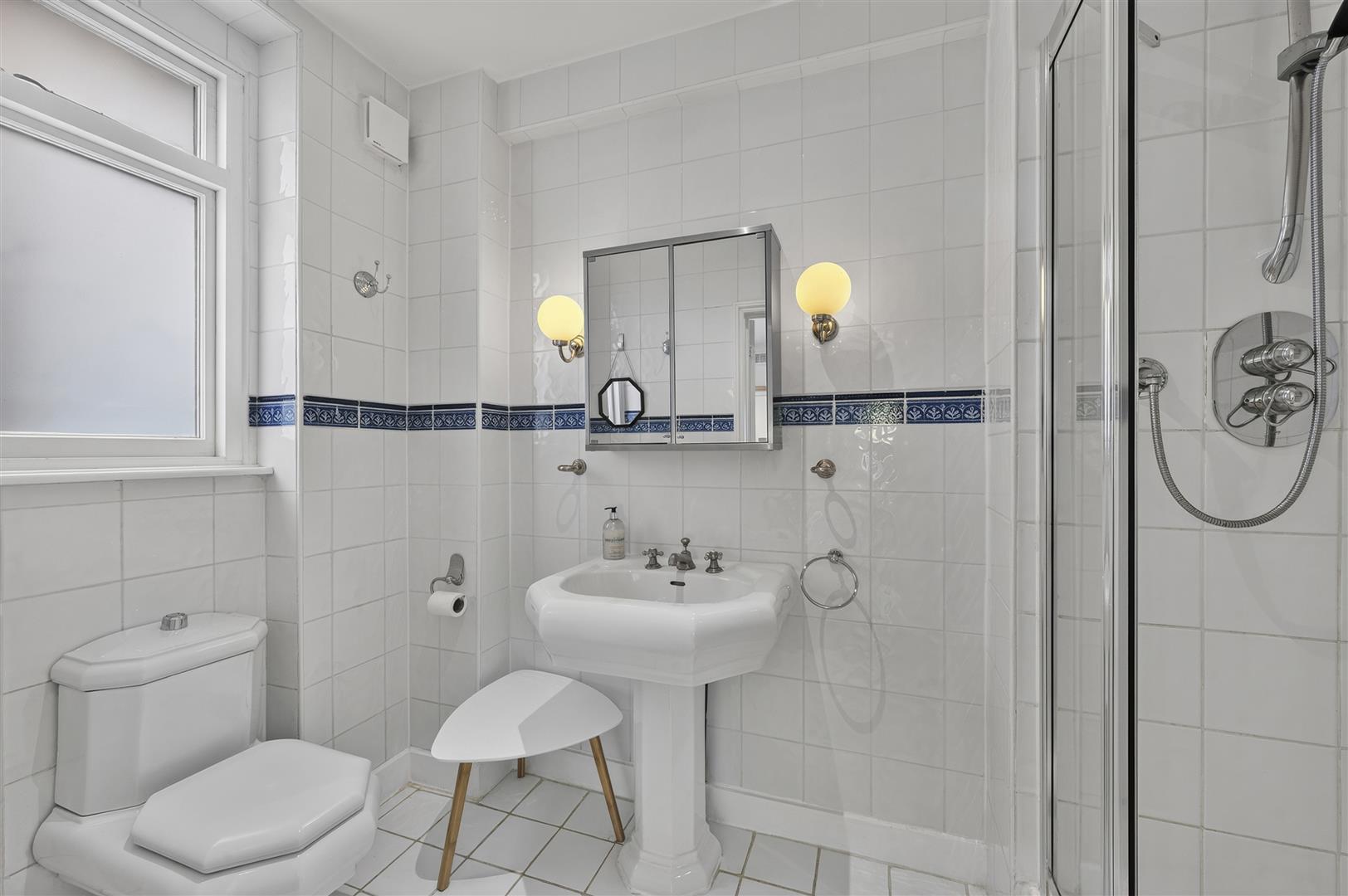 Lindfield Gardens, London, NW3 6PX