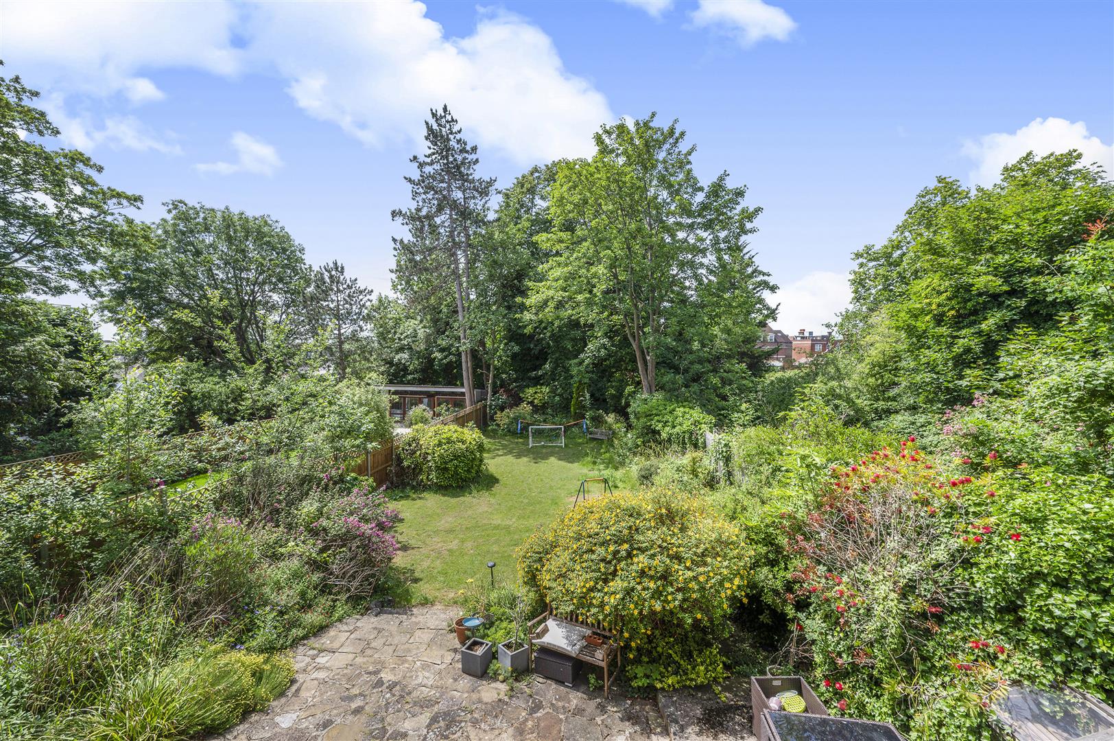 Lindfield Gardens, London, NW3 6PX