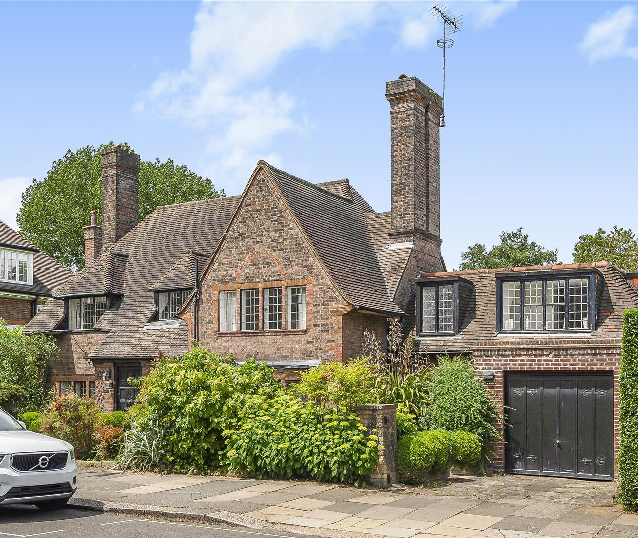 Wellgarth Road, Hampstead Garden Suburb, NW11 7HP