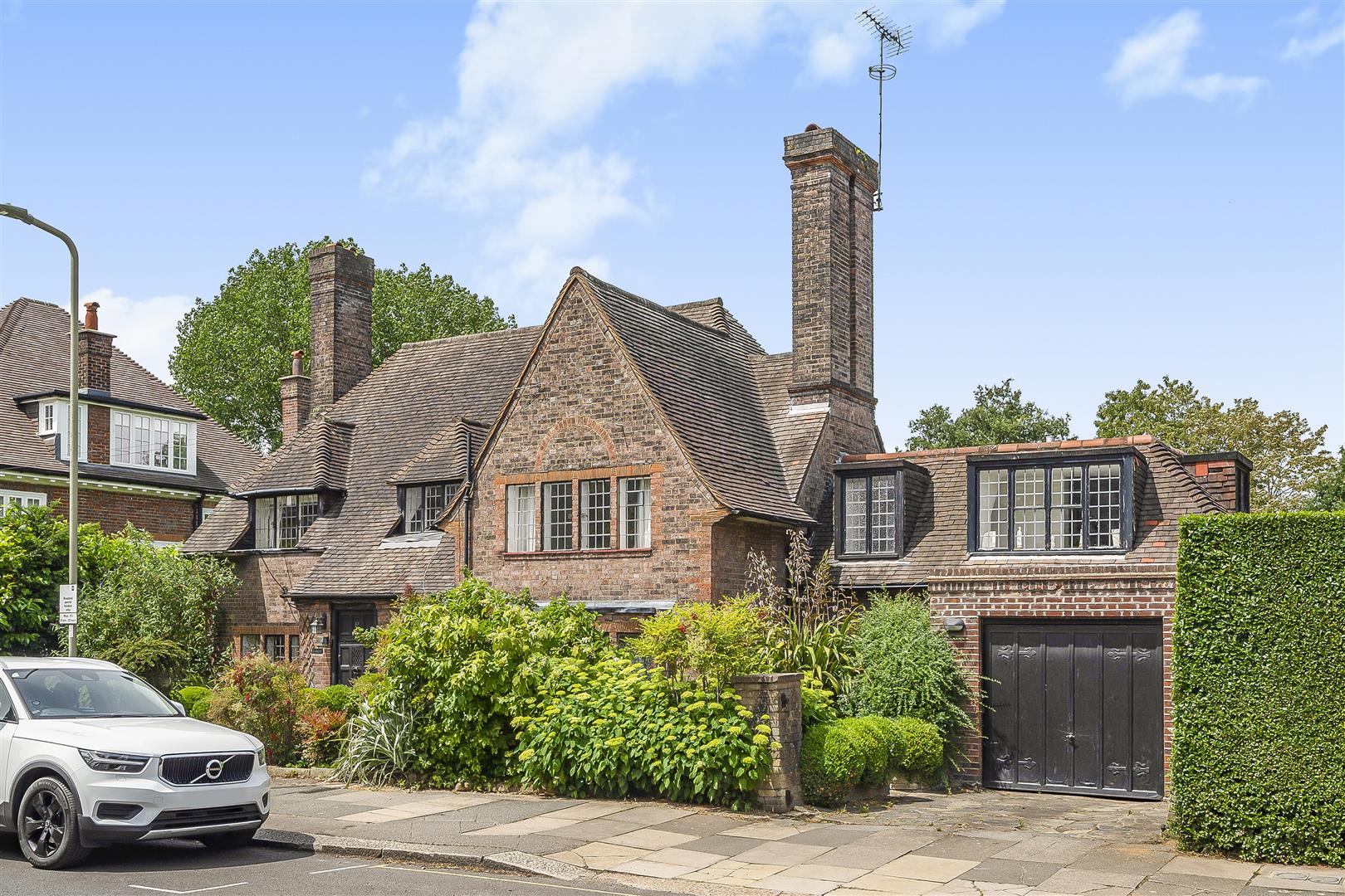 Wellgarth Road, Hampstead Garden Suburb, NW11 7HP