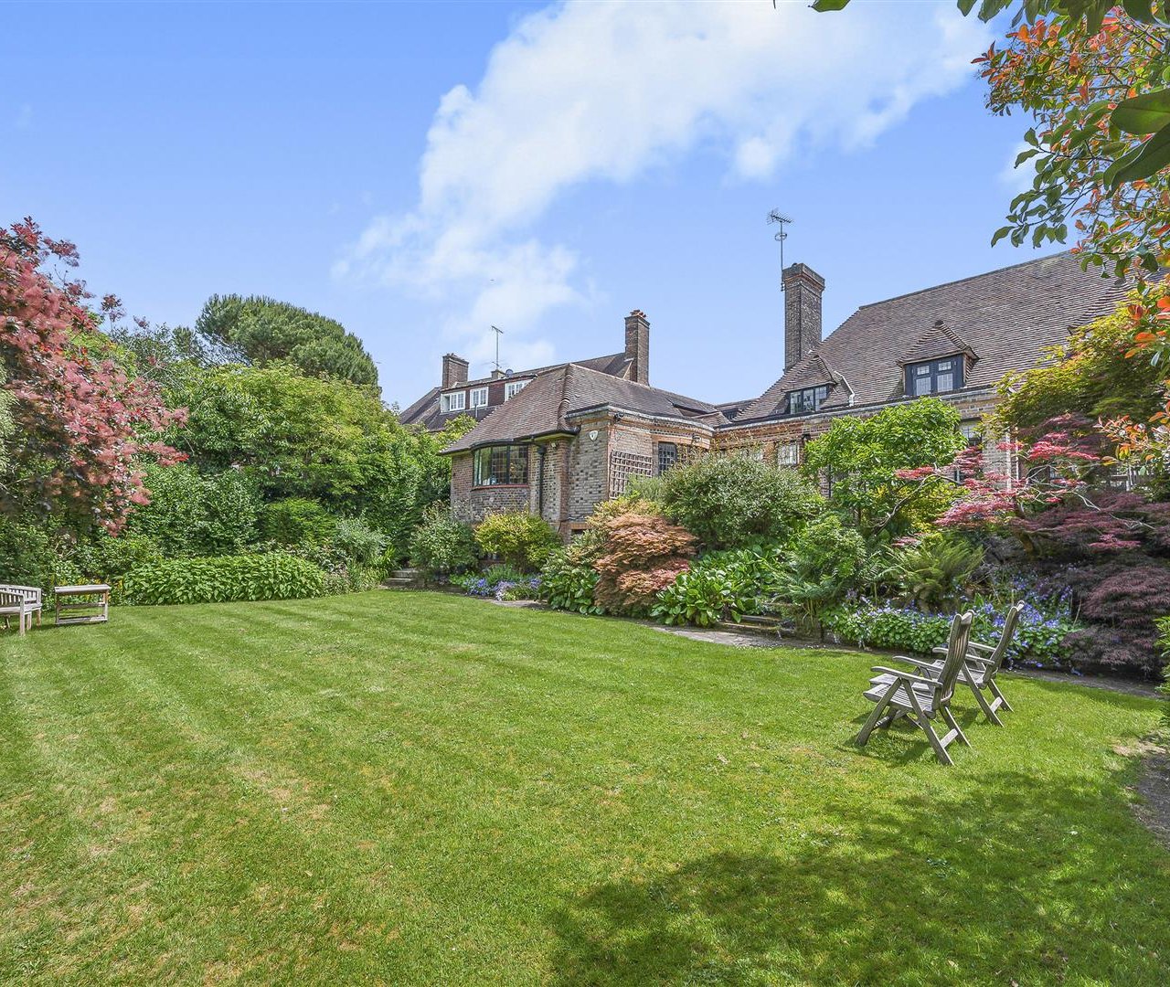Wellgarth Road, Hampstead Garden Suburb, NW11 7HP