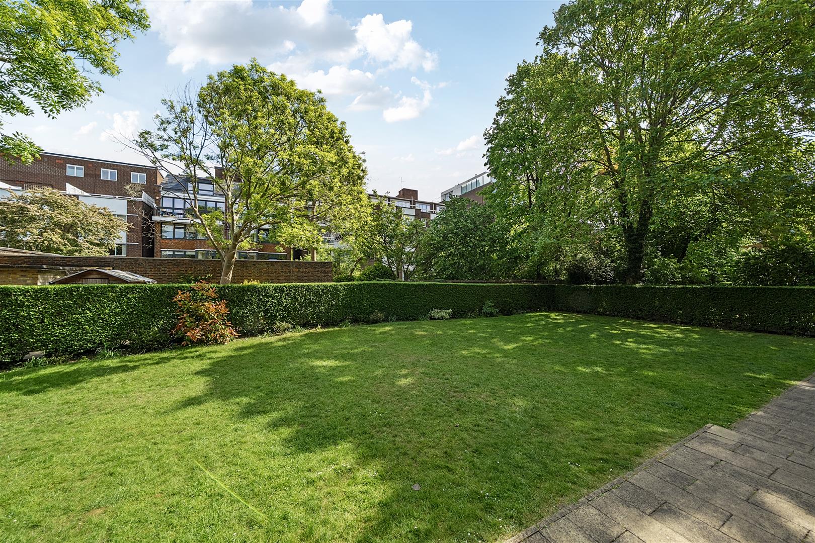 Antrim Road, Belsize Park, NW3 4XL