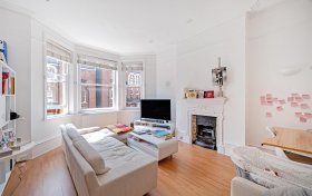 Antrim Road, Belsize Park, NW3 4XL
