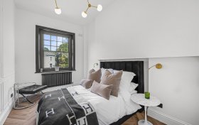 Belsize Avenue, Belsize Park, NW3 4AU
