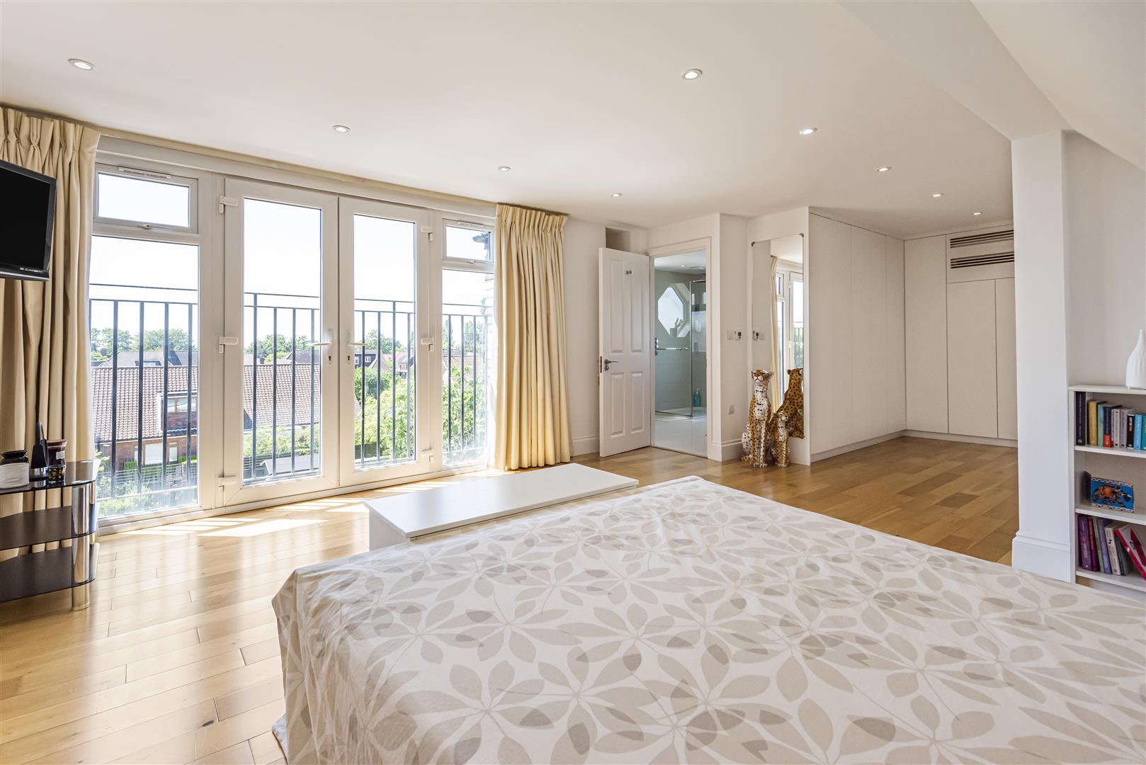Farm Avenue, The Hocrofts, NW2 2DY