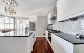 Langland Gardens, Hampstead, NW3 6QB