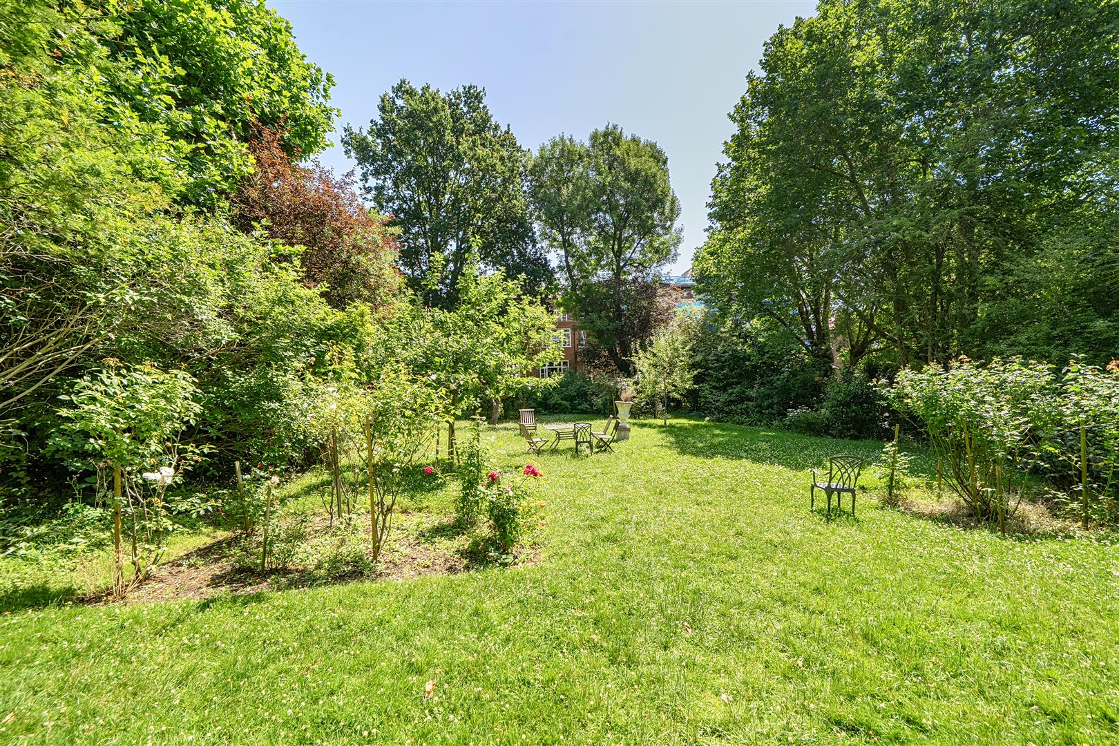 Langland Gardens, Hampstead, NW3 6QB