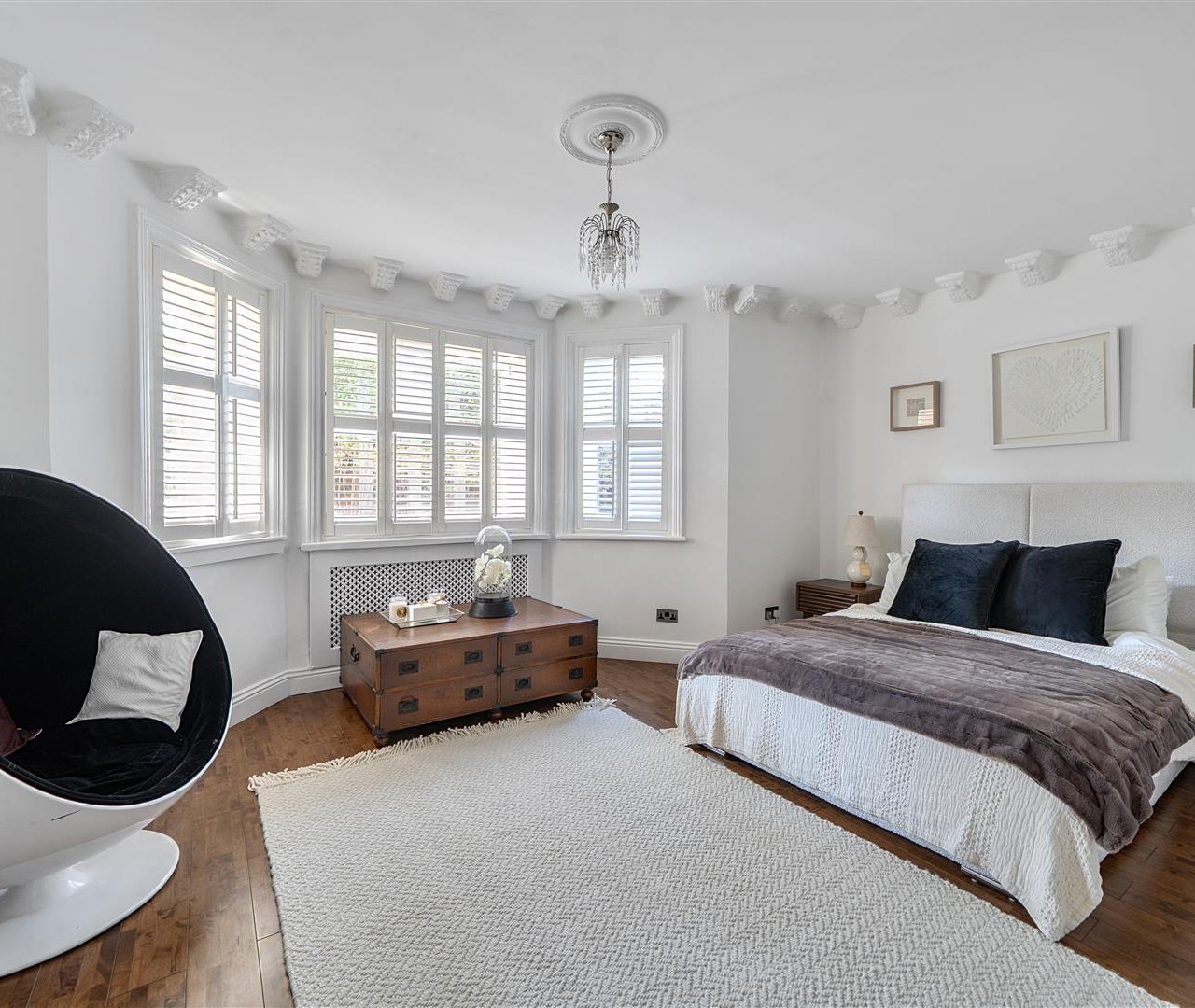 Langland Gardens, Hampstead, NW3 6QB