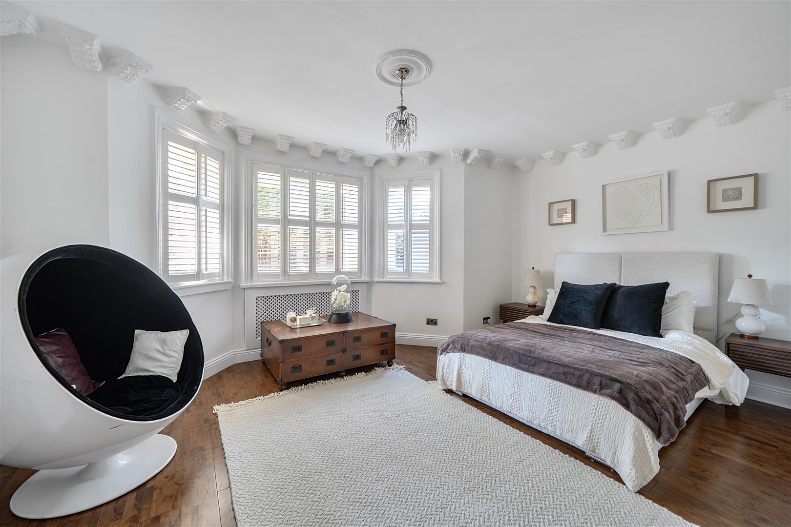 Langland Gardens, Hampstead, NW3 6QB