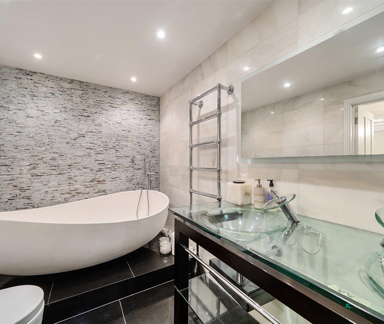 Langland Gardens, Hampstead, NW3 6QB