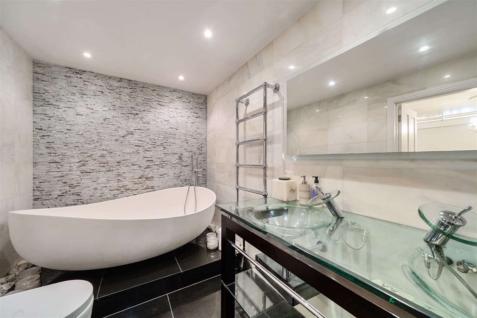 Langland Gardens, Hampstead, NW3 6QB