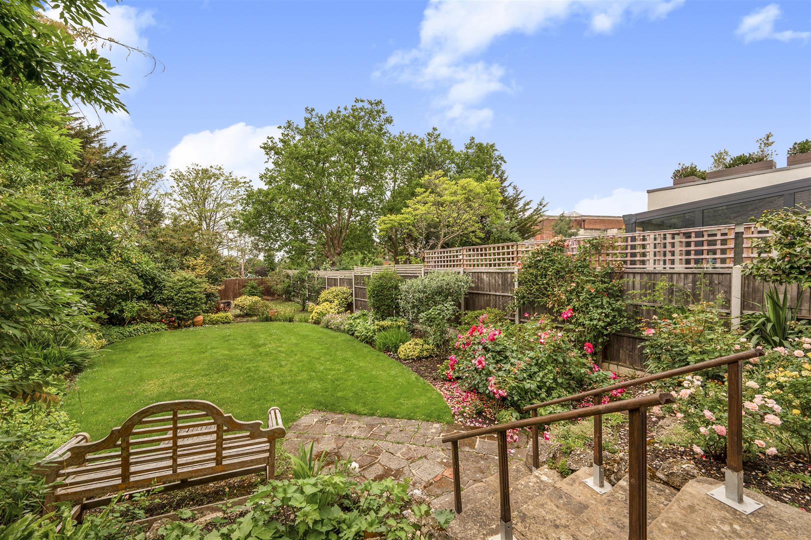 Hodford Road, Golders Green, NW11 8NL