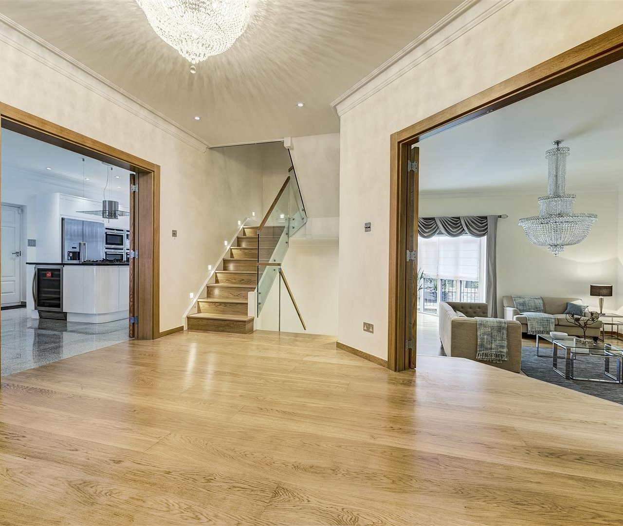 Westover Hill, Hampstead, NW3 7UH