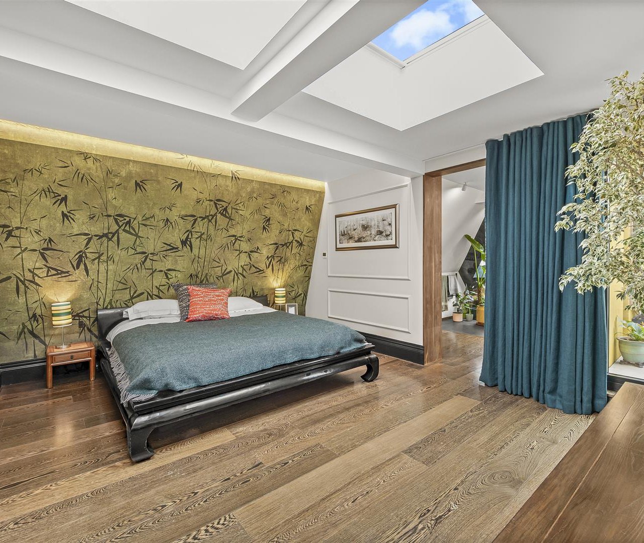 Canfield Gardens, South Hampstead, NW6 3DY