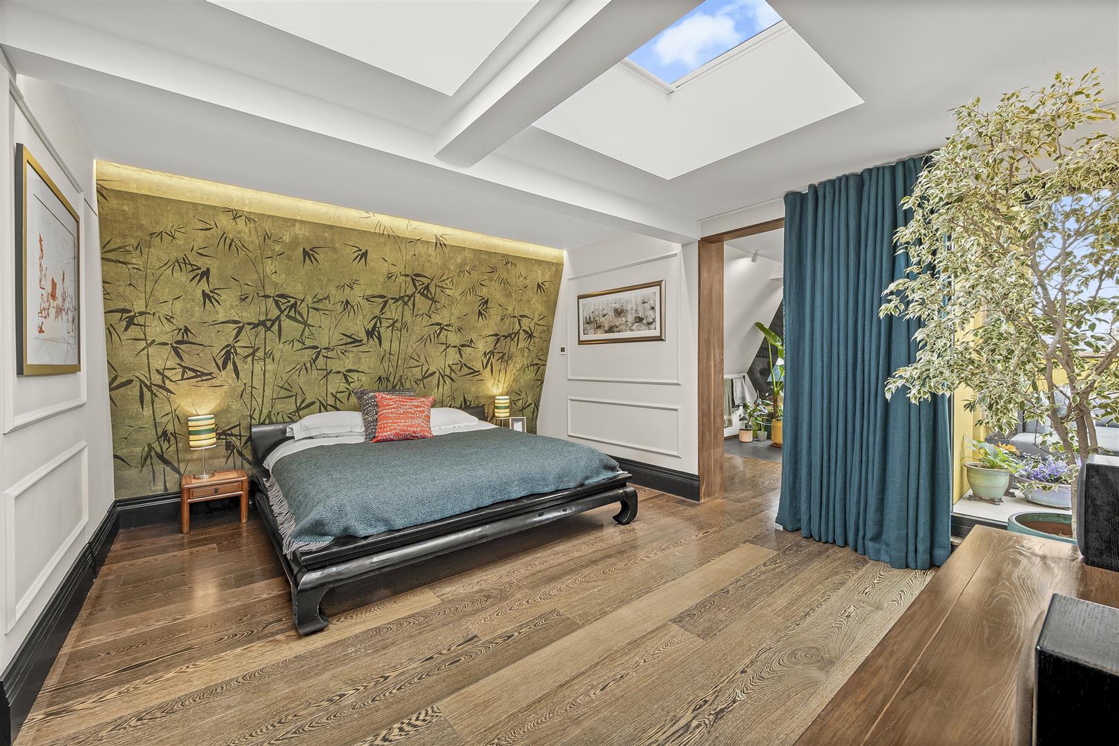 Canfield Gardens, South Hampstead, NW6 3DY