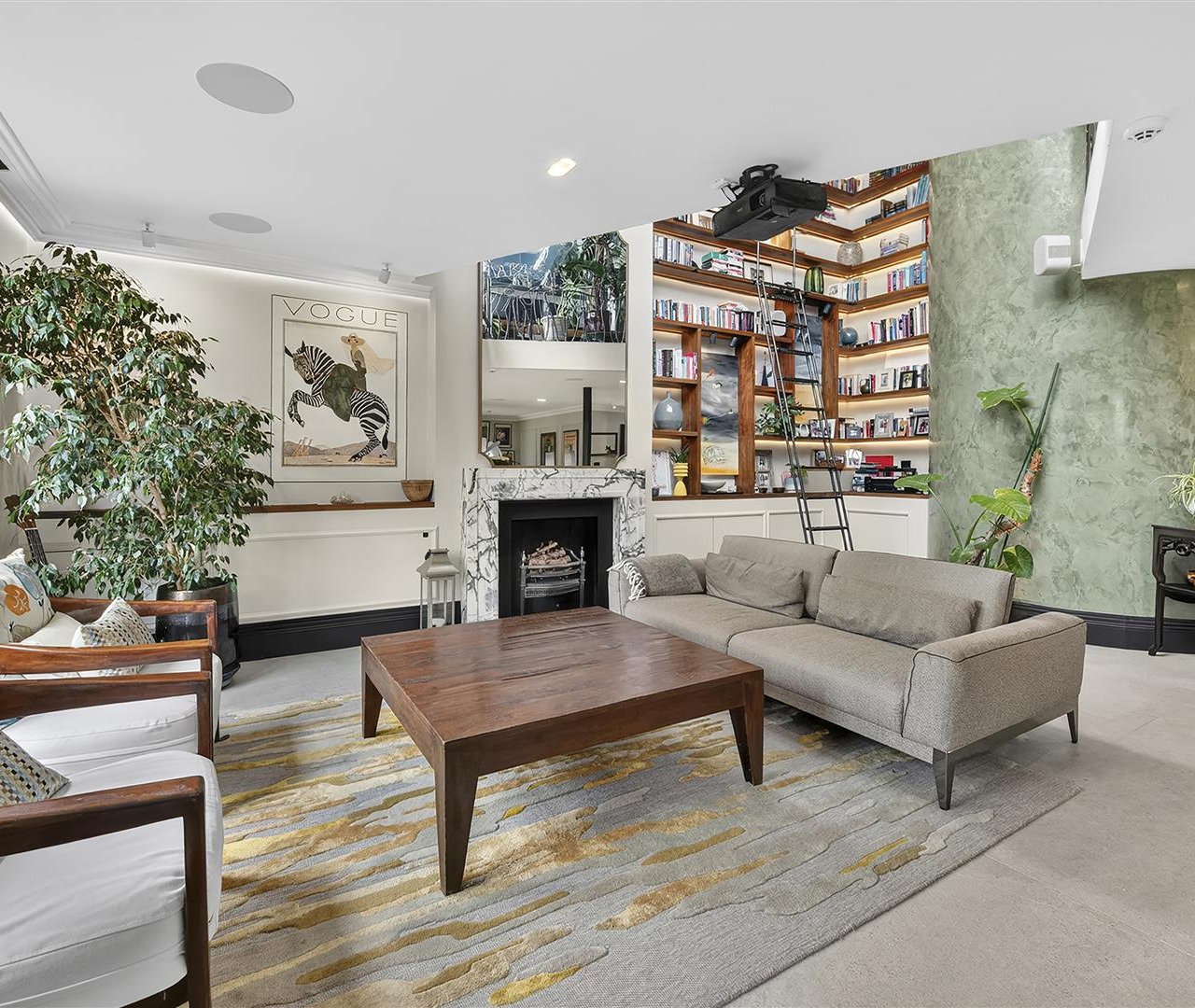 Canfield Gardens, South Hampstead, NW6 3DY