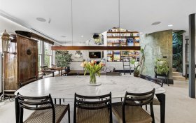 Canfield Gardens, South Hampstead, NW6 3DY