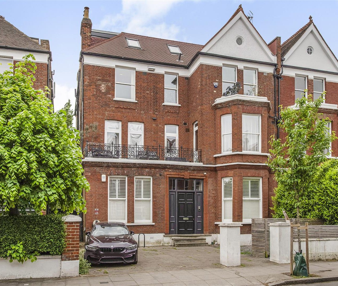 Canfield Gardens, South Hampstead, NW6 3DY