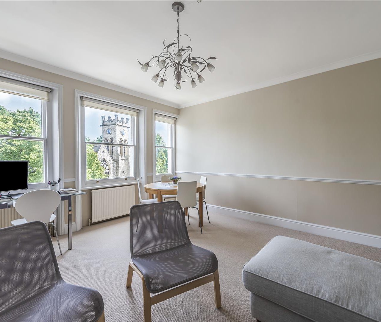 Belsize Park, Belsize Park, NW3 4DU