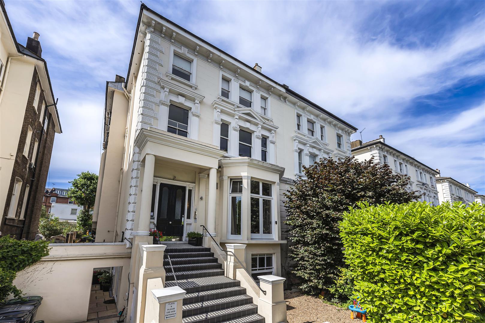 Belsize Park, Belsize Park, NW3 4DU