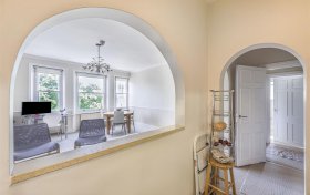 Belsize Park, Belsize Park, NW3 4DU