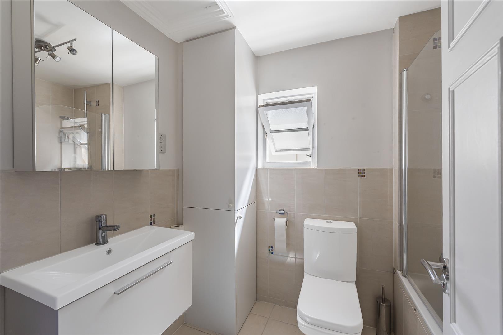 Belsize Park, Belsize Park, NW3 4DU