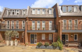 Spencer Walk, London, NW3 1QZ