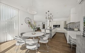 Helenslea Avenue, Golders Green, NW11 8NE