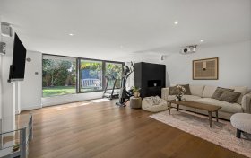 Helenslea Avenue, Golders Green, NW11 8NE