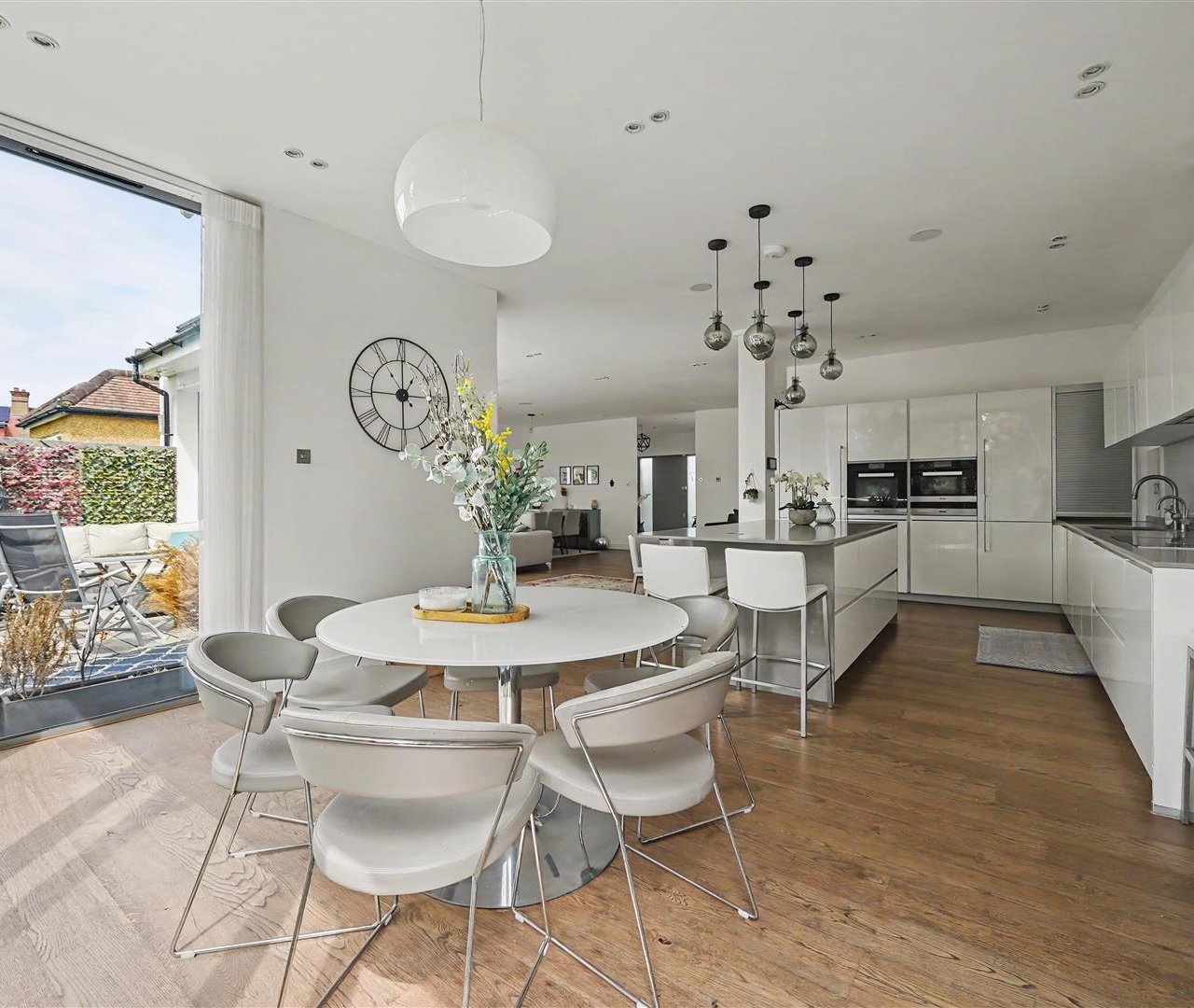 Helenslea Avenue, Golders Green, NW11 8NE
