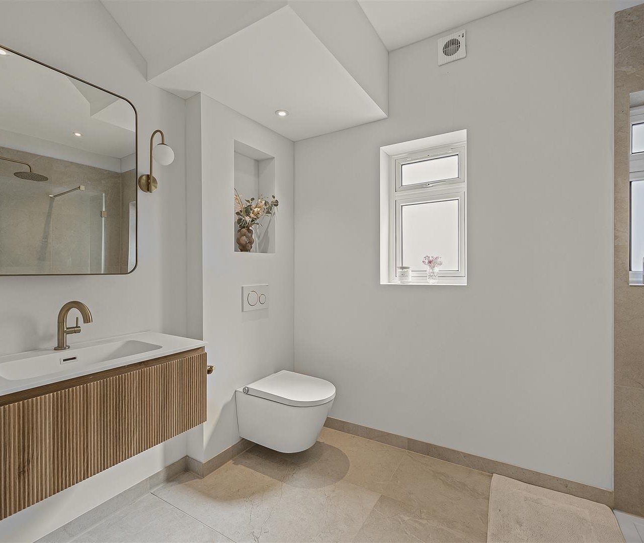 Helenslea Avenue, Golders Green, NW11 8NE