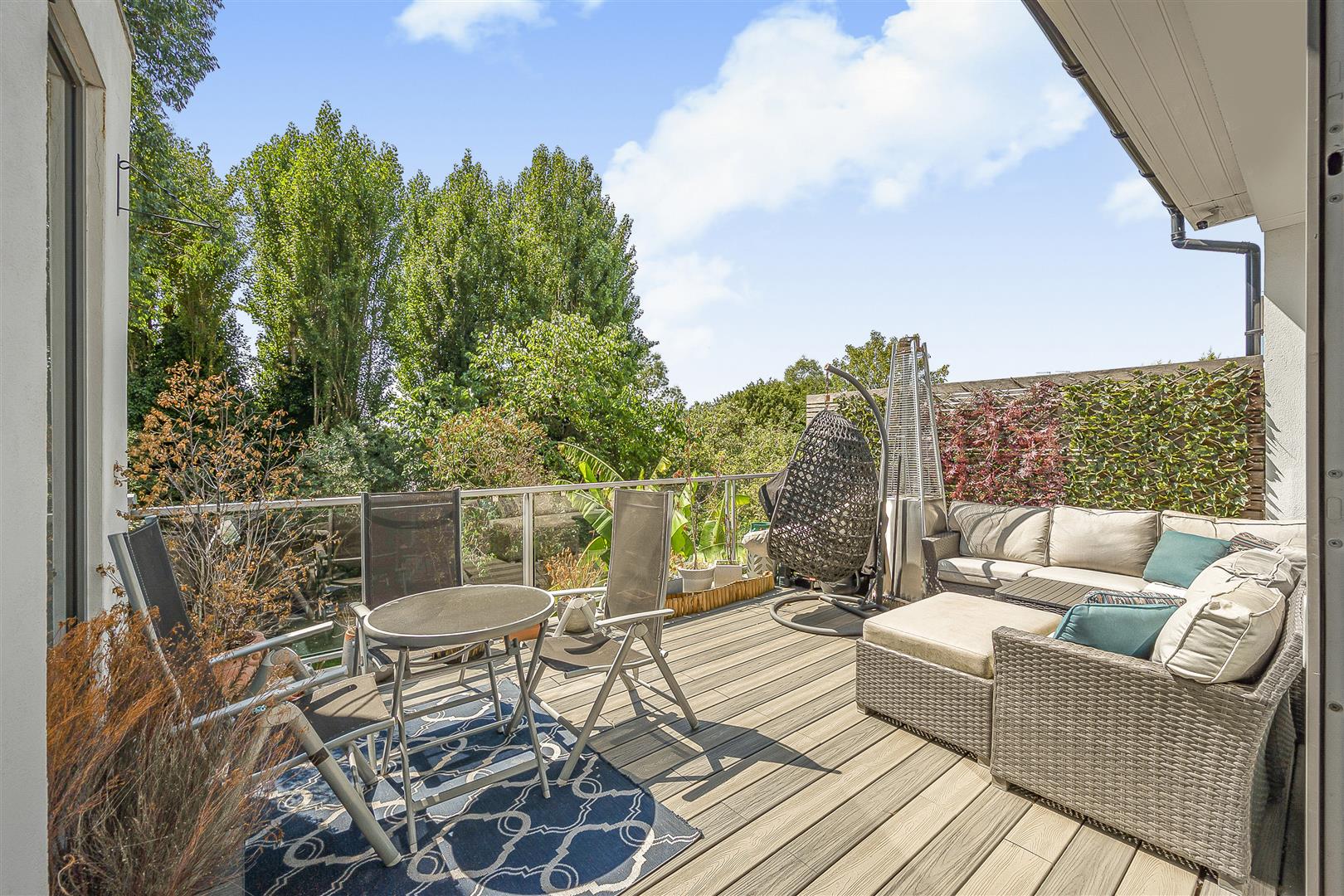 Helenslea Avenue, Golders Green, NW11 8NE