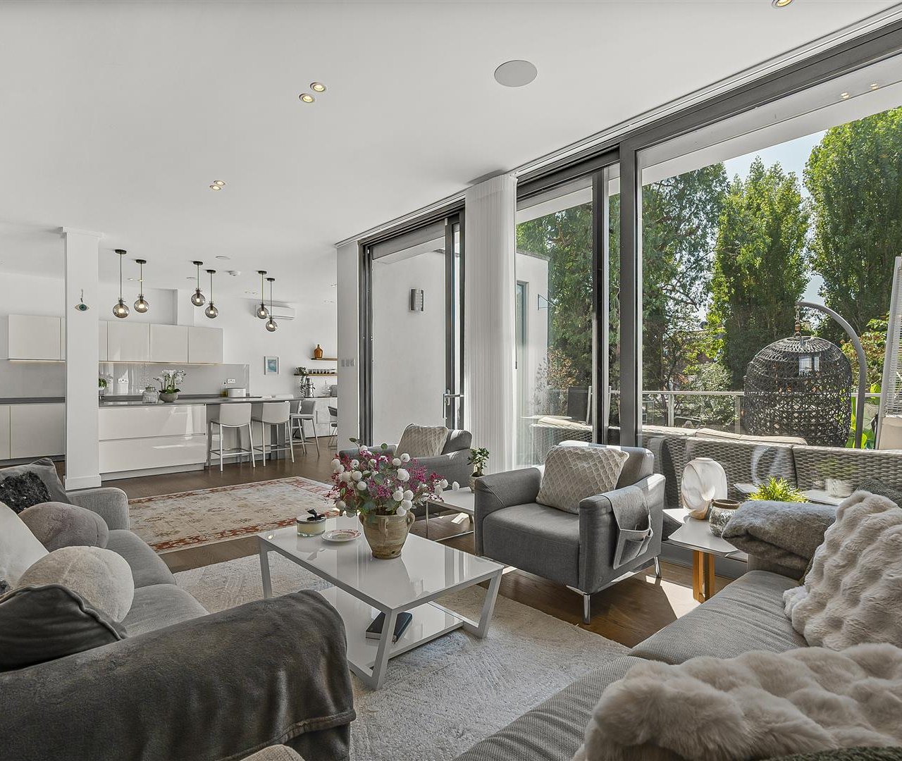 Helenslea Avenue, Golders Green, NW11 8NE
