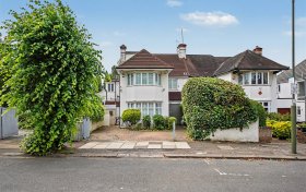 Helenslea Avenue, Golders Green, NW11 8NE