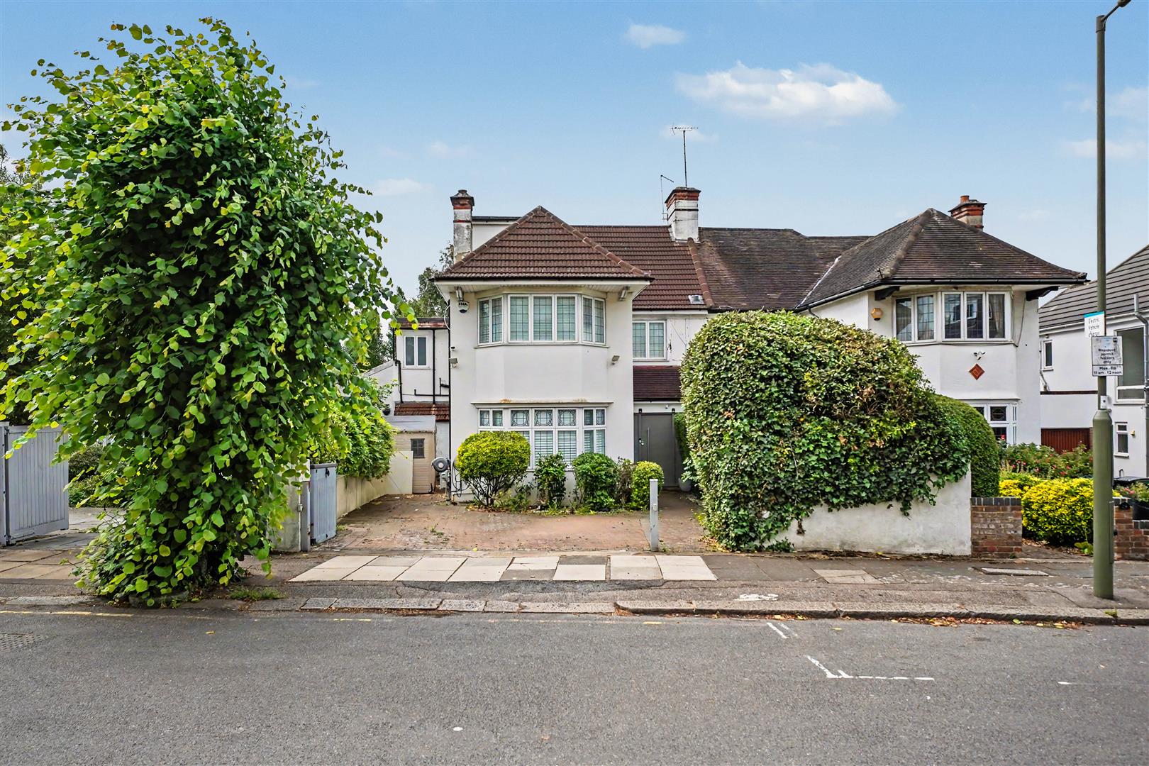Helenslea Avenue, Golders Green, NW11 8NE