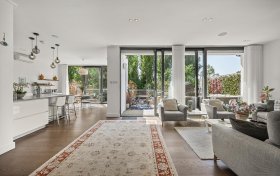 Helenslea Avenue, Golders Green, NW11 8NE
