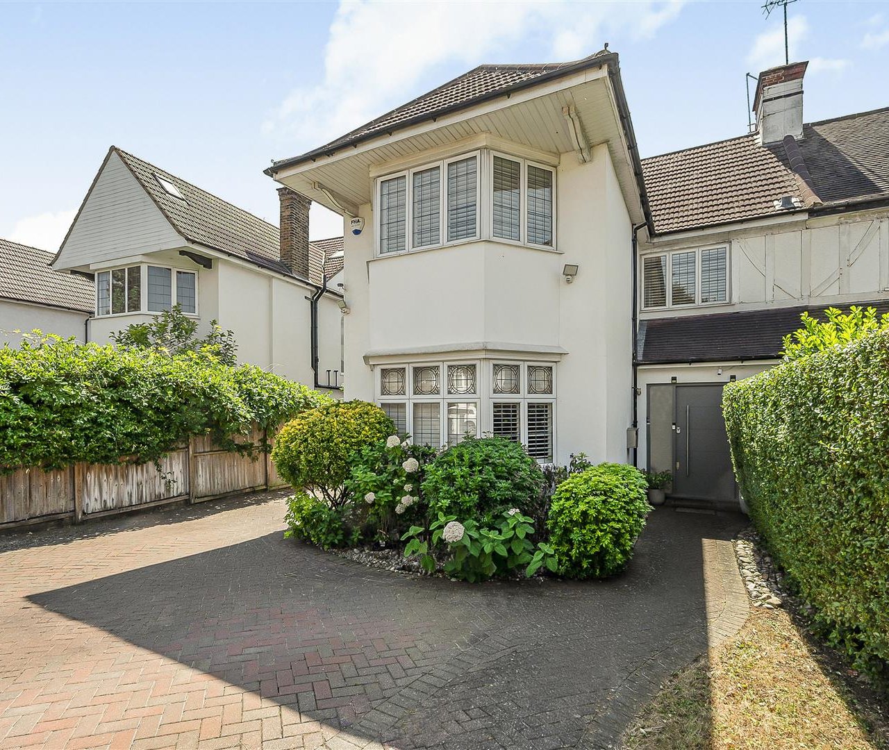 Helenslea Avenue, Golders Green, NW11 8NE