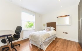 St. Johns Wood Park, St. Johns Wood, NW8 6NN