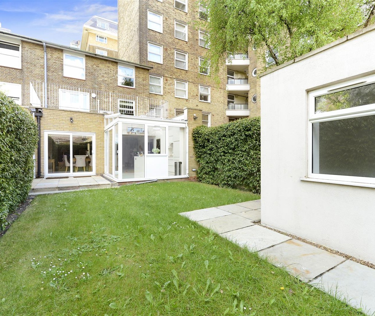 St. Johns Wood Park, St. Johns Wood, NW8 6NN