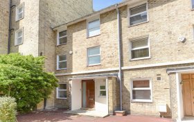 St. Johns Wood Park, St. Johns Wood, NW8 6NN