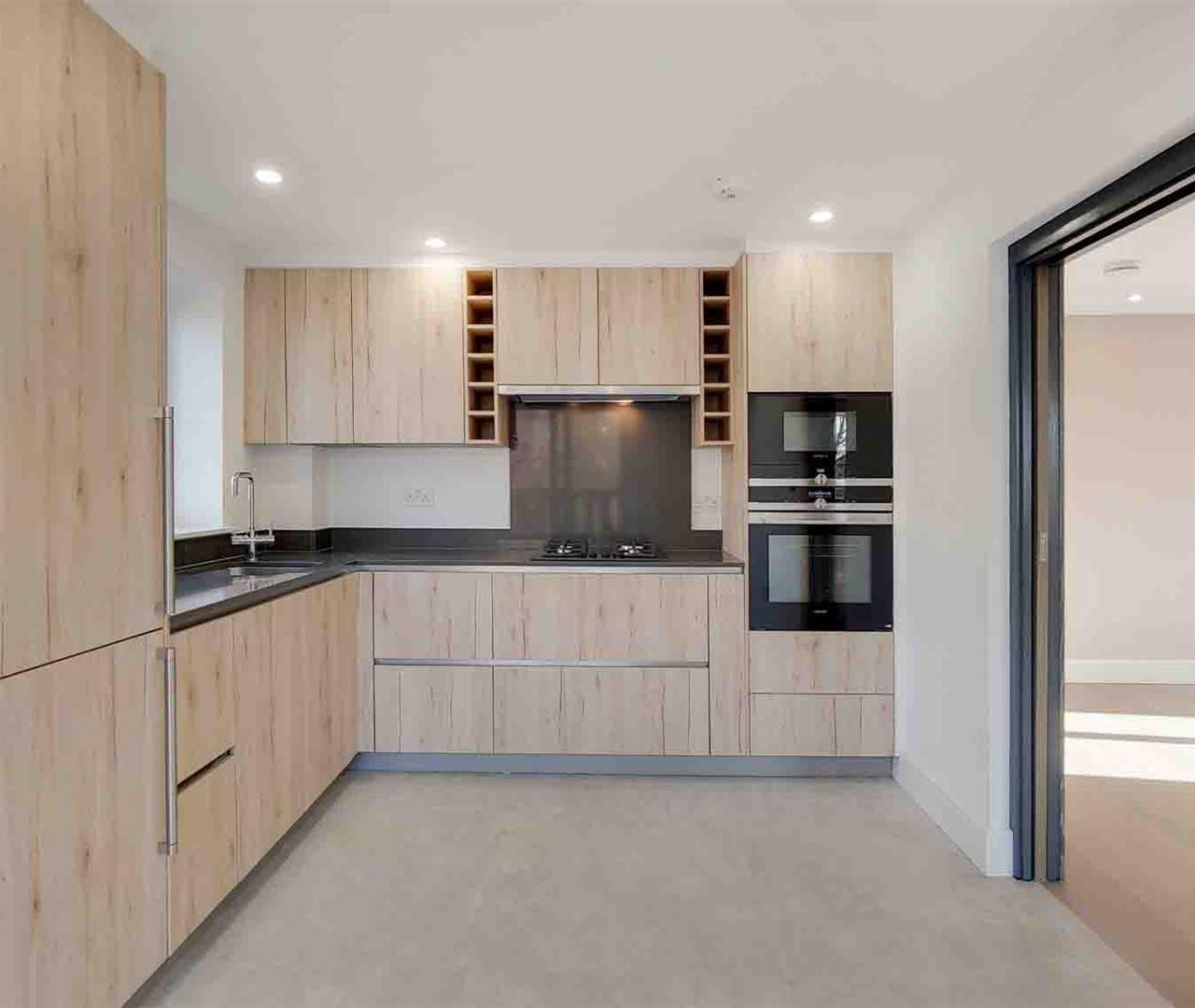 Fitzjohns Avenue, London, NW3 6PH