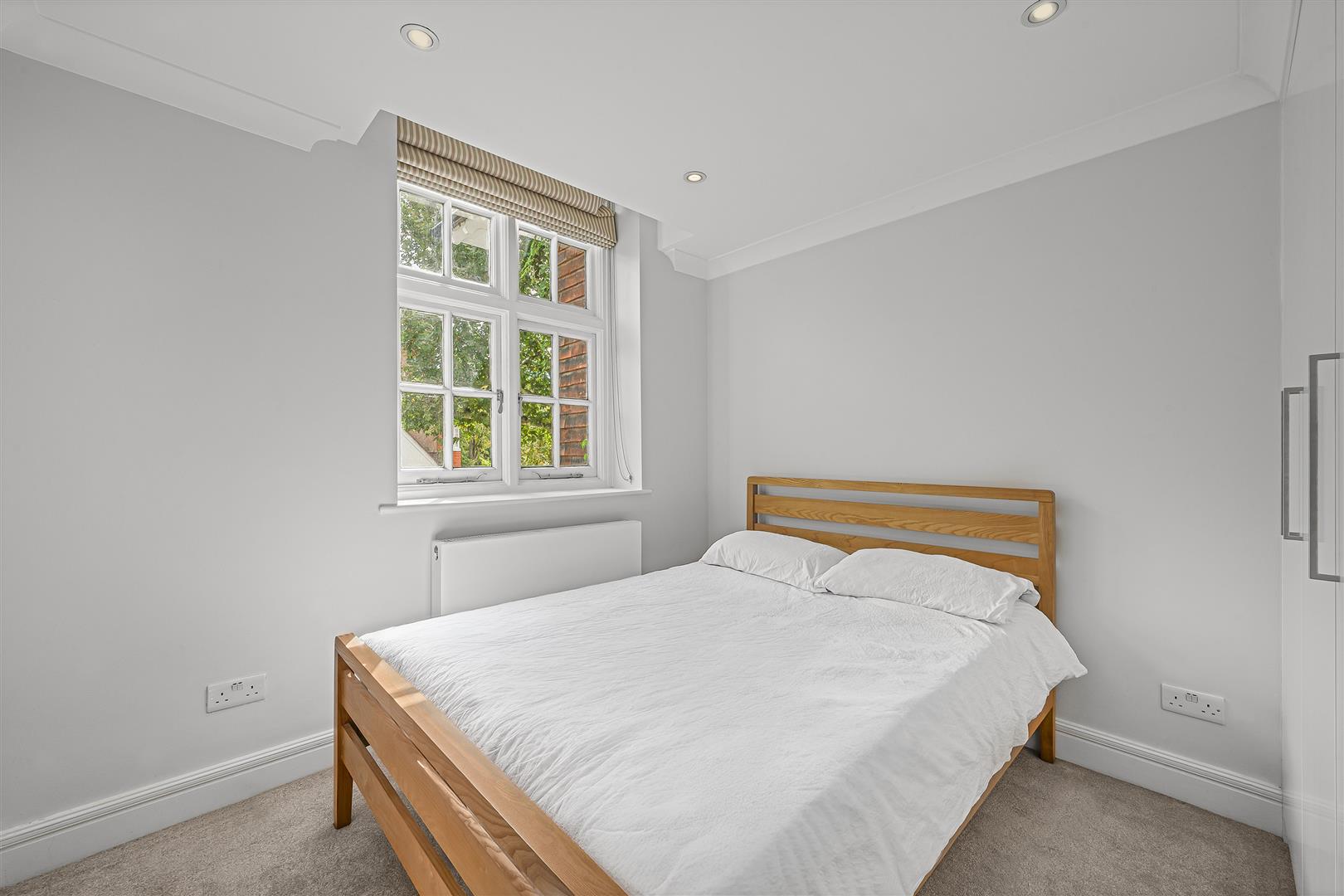 Eton Avenue, Belsize Park, NW3 3EH